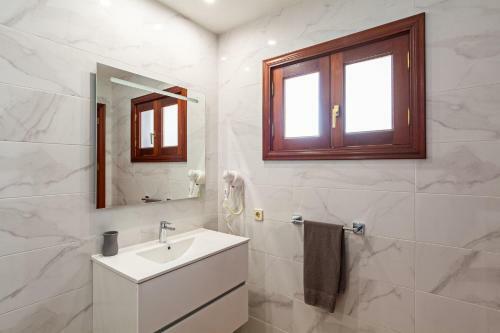 Playa Blanca Sunlight Apartment By Pvl