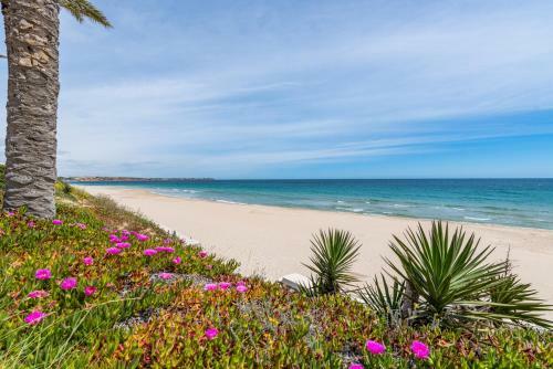 Playa Elisa Bay Luxury Apartment
