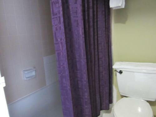 Hotel Airport Inn - Dawson Creek