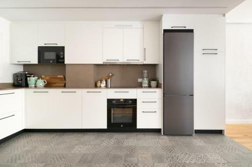 Incre�ble, Amplio, C�modo Y C�ntrico Apartamento