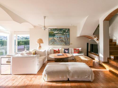 Villa Canadell - Great Garden, 5 Min To Beach