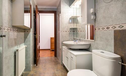 Myhousespain - Amplio Apartamento En El Centro De Oviedo