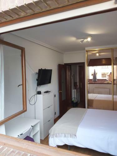 Apartamento Monte Naranco-los Vega Parking E Internet Gratis