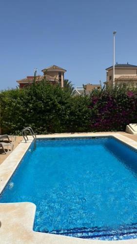 Inviting 4-bed Villa In Orihuela