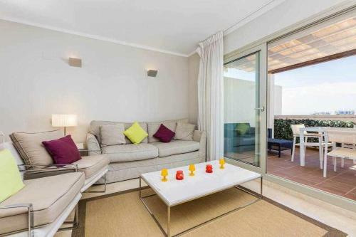 C�modo Apartamento De 2 Dormitorios En Las Colinas