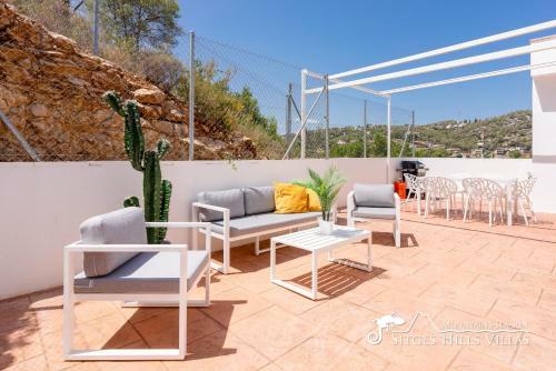 Villa Senia, Close To Sitges With Private Pool