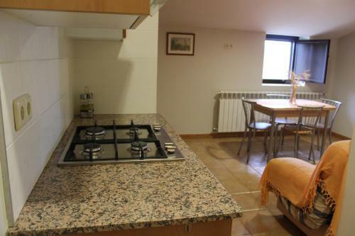 Apartamento Castell De Ceur�. Hotel Rural