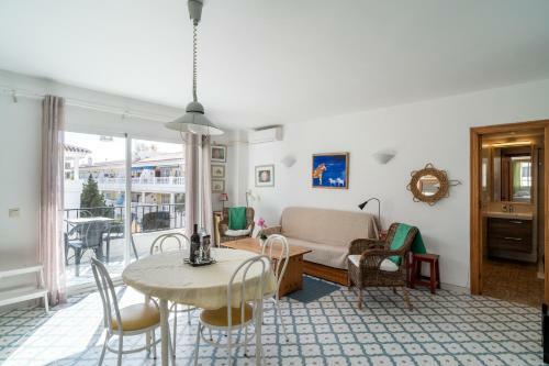 Pitufo 1d Apartments Casasol