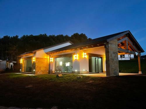 Apartamentos El Puebl�n Del Pinar