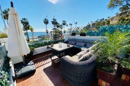 Apartamento En Primera Linea De Playa Con Parking
