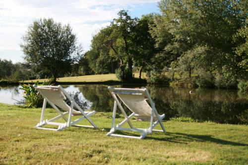 La Coulombe Manoir De H�rouville