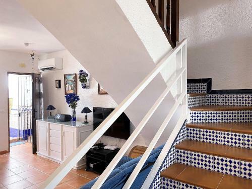 Nueva Nerja 52 Pubelo Andaluz Casasol