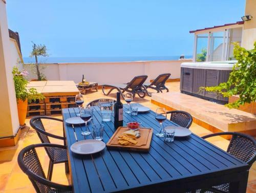 Apartamento Penthouse With Jacuzzi And Spectacular Sea Views