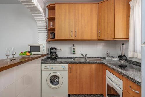 Seaview Apartment In Riviera Del Sol Ref 31