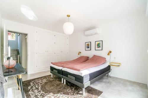 91-exclusive Modern Villa With Private Pool , Mijas
