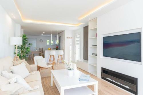 Cosy Apartment With Direct Access To The Sea