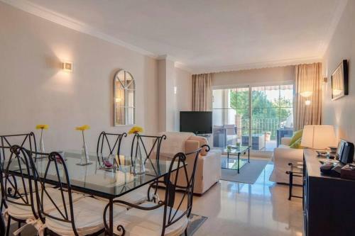 Sunny Terrace Apartment In Prestigious Mijas Golf