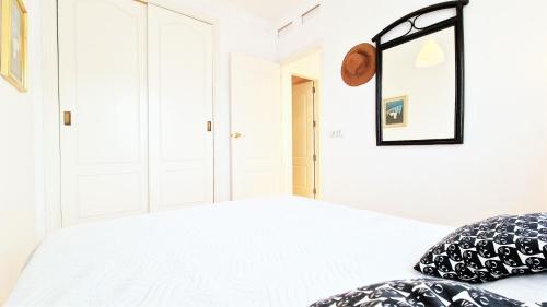 AA Guest - The Diamond Sea Views Eco Apartment