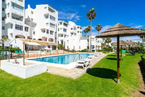 First Line Beach Apartment