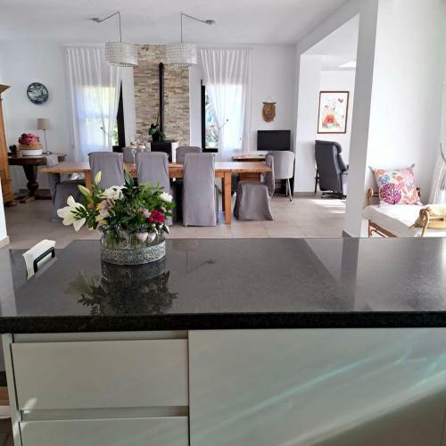 Villa Modern Retreat In Beautiful Countryside.