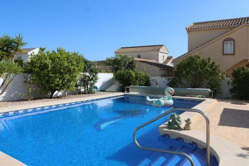 Lovely 3 Bedroom Villa In Campasol