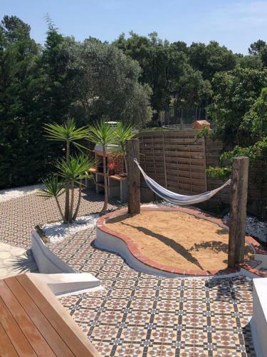 Apartamento Pool Oasis With Mountain Views