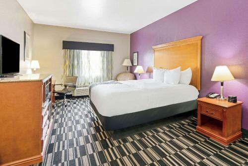 Hotel La Quinta Inn & Suites Ada