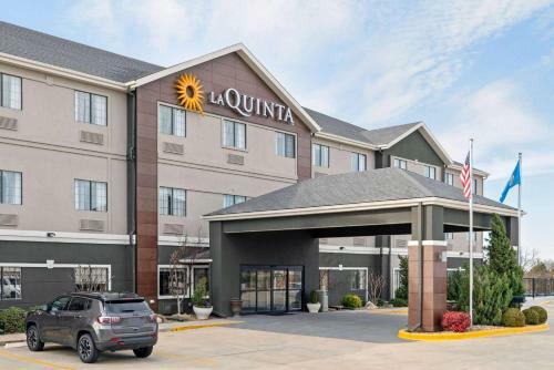 Hotel La Quinta Inn & Suites Ada