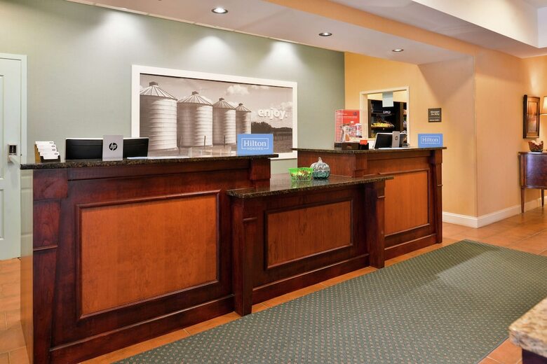 Hotel Hampton Inn Jackson-college Avenue