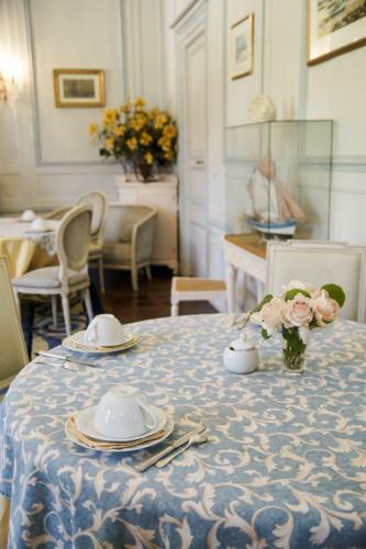 Hotel Malouini�re Le Valmarin