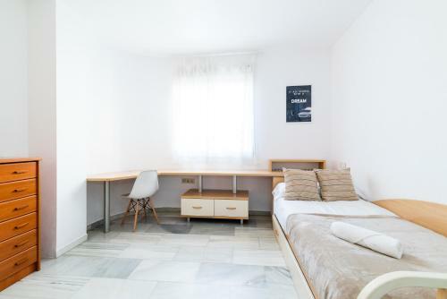 Apartamento Piso Completo Junto A Parada De Metro