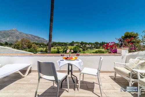 Apartamento Duplex In Nueva Andalucia, Golfers Paradise