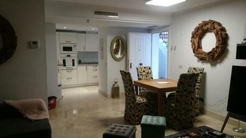 Apartamento White Pearl Beach L2