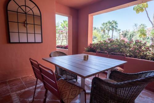 3+1 Bed Apartment, 100m Away From The Beach