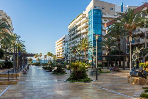 Modern Marbella City Apartment, Old Town