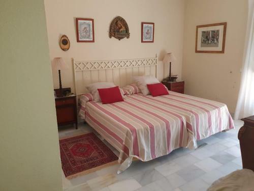 Beachfront Family Apartment In Puerto Banus