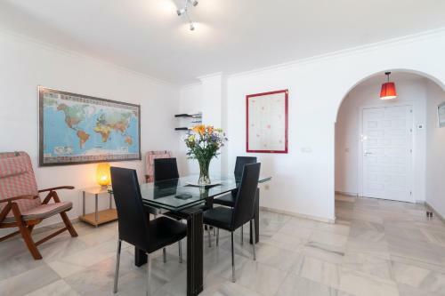 Superb Large Apartment On The Beach