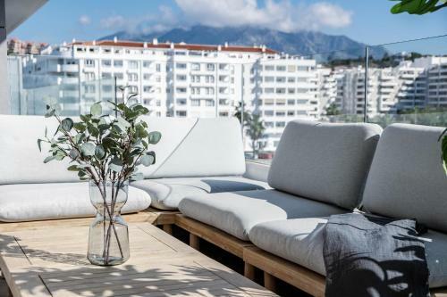 Jg- Top Modern Apartment In Nueva Andalucia