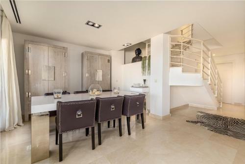 Penthouse Rental Puerto Banus