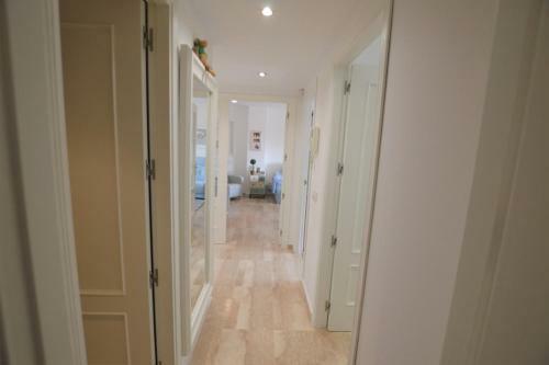 Marbella - Playa Alicate 2br Holiday Apartment