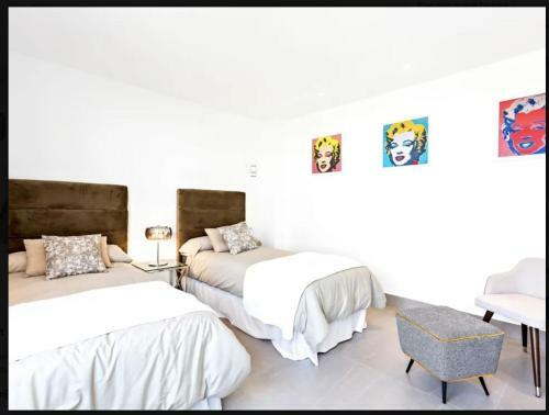Puerto Banus Luxury Apartment Located In Harbor