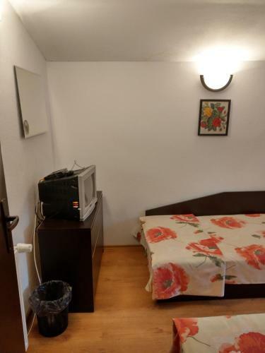 Hostal Vitanova Guest House
