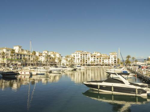 Cubo's Apartment Duquesa Manilva & Parking