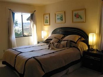 Topanga Canyon Inn Bed And Breakfast
