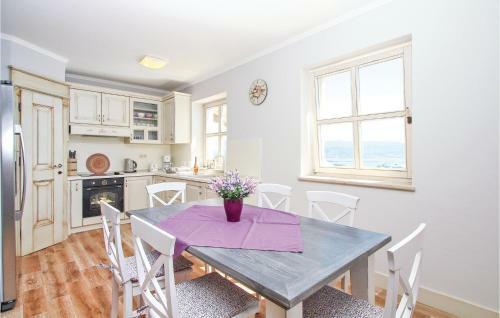 Holiday Home Suzan Bb V