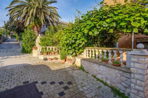 Apartments Beba