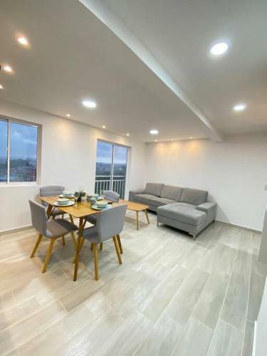 Hermoso Apartamento Con Excelente Ubicaci�n