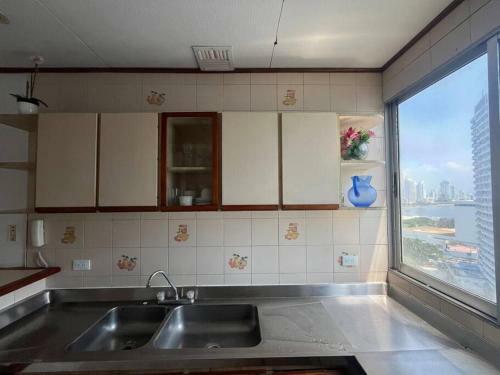 Apartamento Amazing Penthouse With Stunning Views & Pool