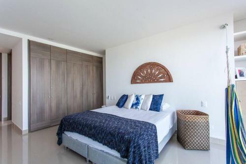 Spectacular 2 Bedroom Apt - 14th Floor Morros City
