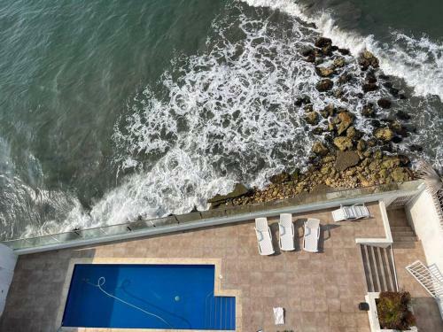 Apartamento Cozy Beachfront Apt Great Views
